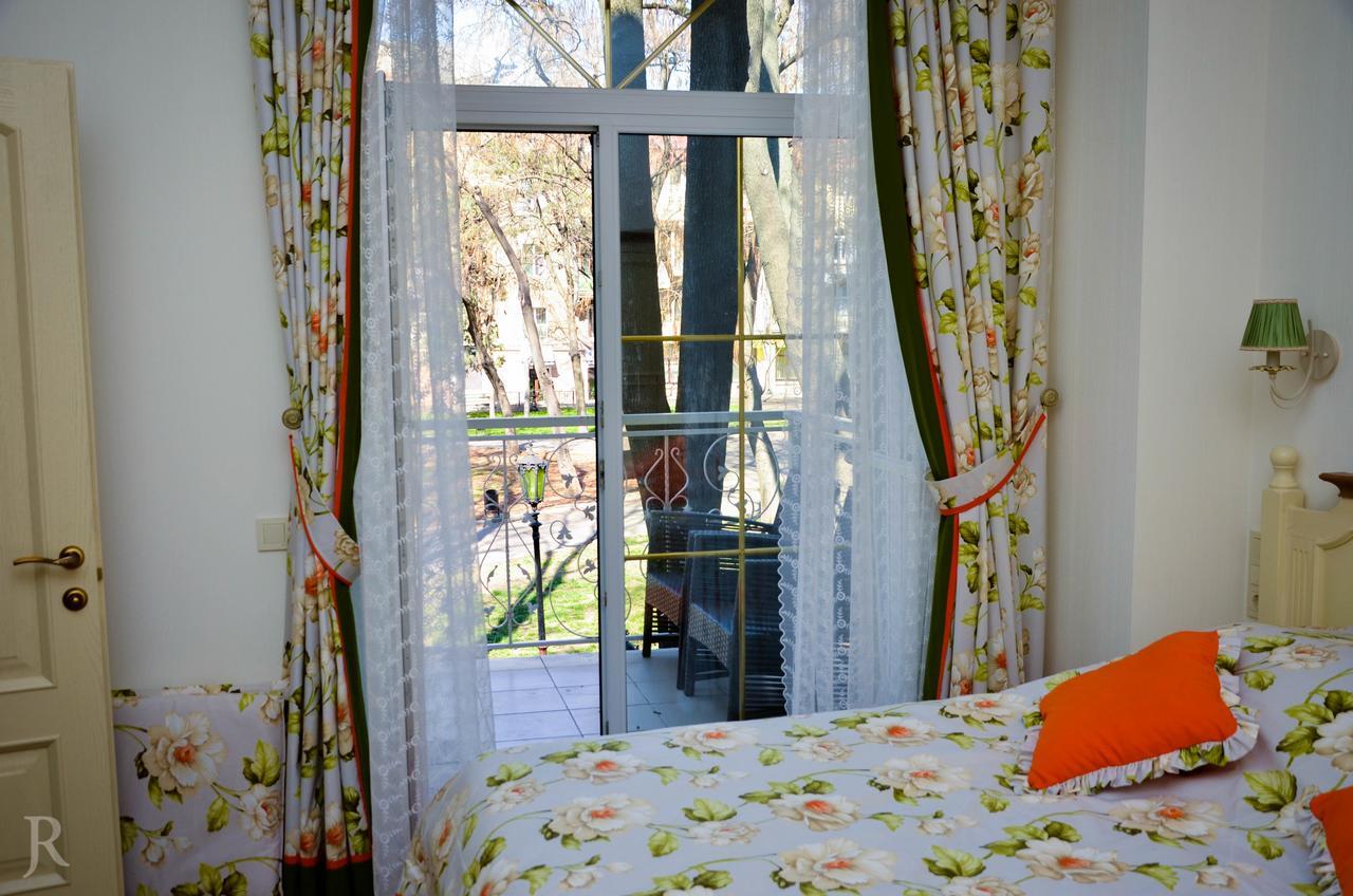 Hotel Maman Odesa Exterior photo